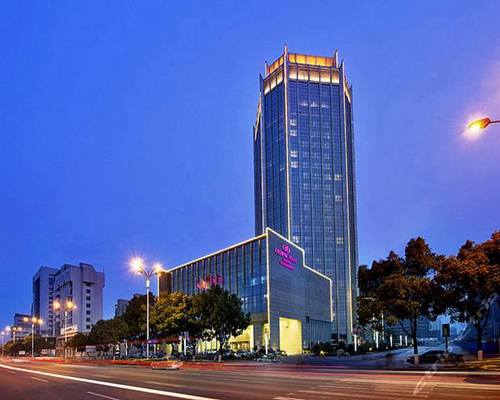 宜宾鲁能皇冠假日酒店